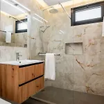 Luxury Seafront Escape I