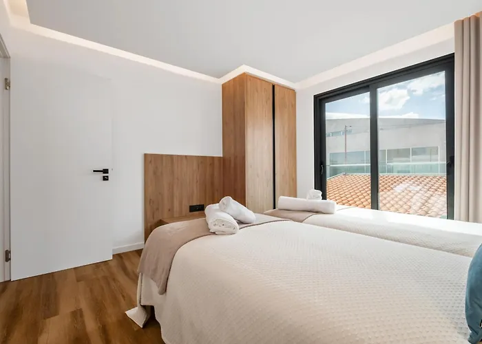 Apartment Luxury Seafront Escape I